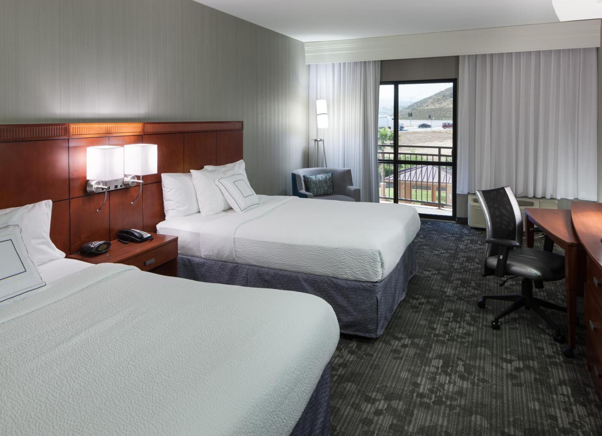 Courtyard By Marriott Santa Clarita Valencia Hotel Buitenkant foto