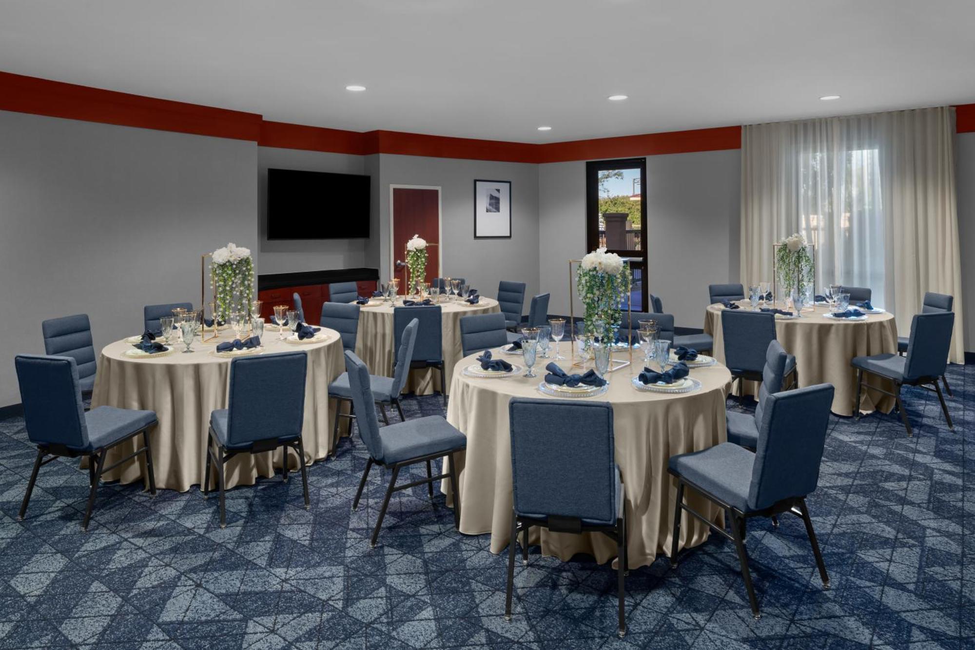 Courtyard By Marriott Santa Clarita Valencia Hotel Buitenkant foto