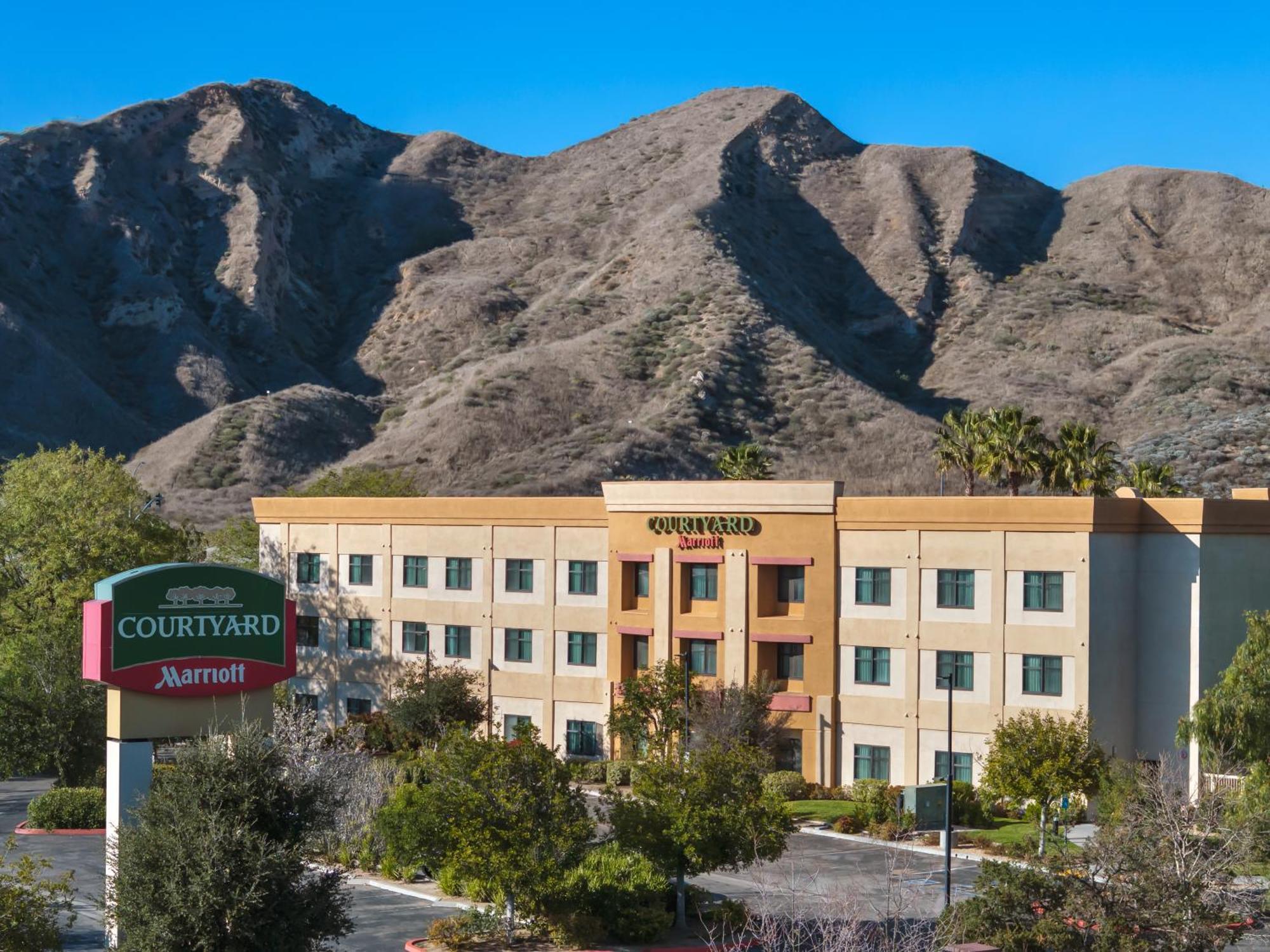 Courtyard By Marriott Santa Clarita Valencia Hotel Buitenkant foto