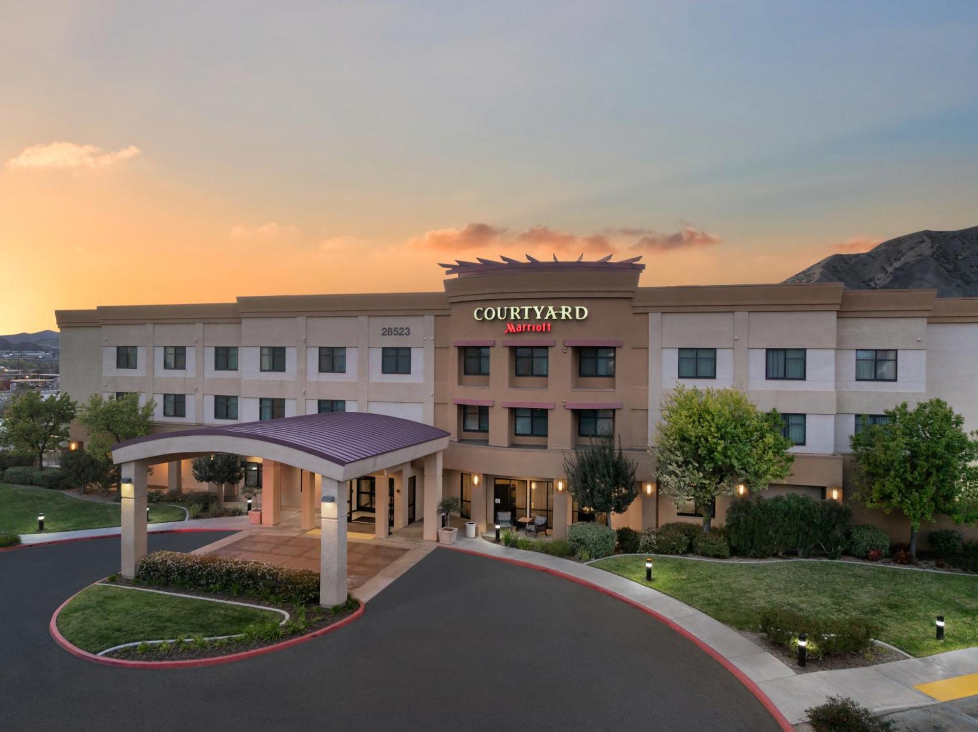 Courtyard By Marriott Santa Clarita Valencia Hotel Buitenkant foto