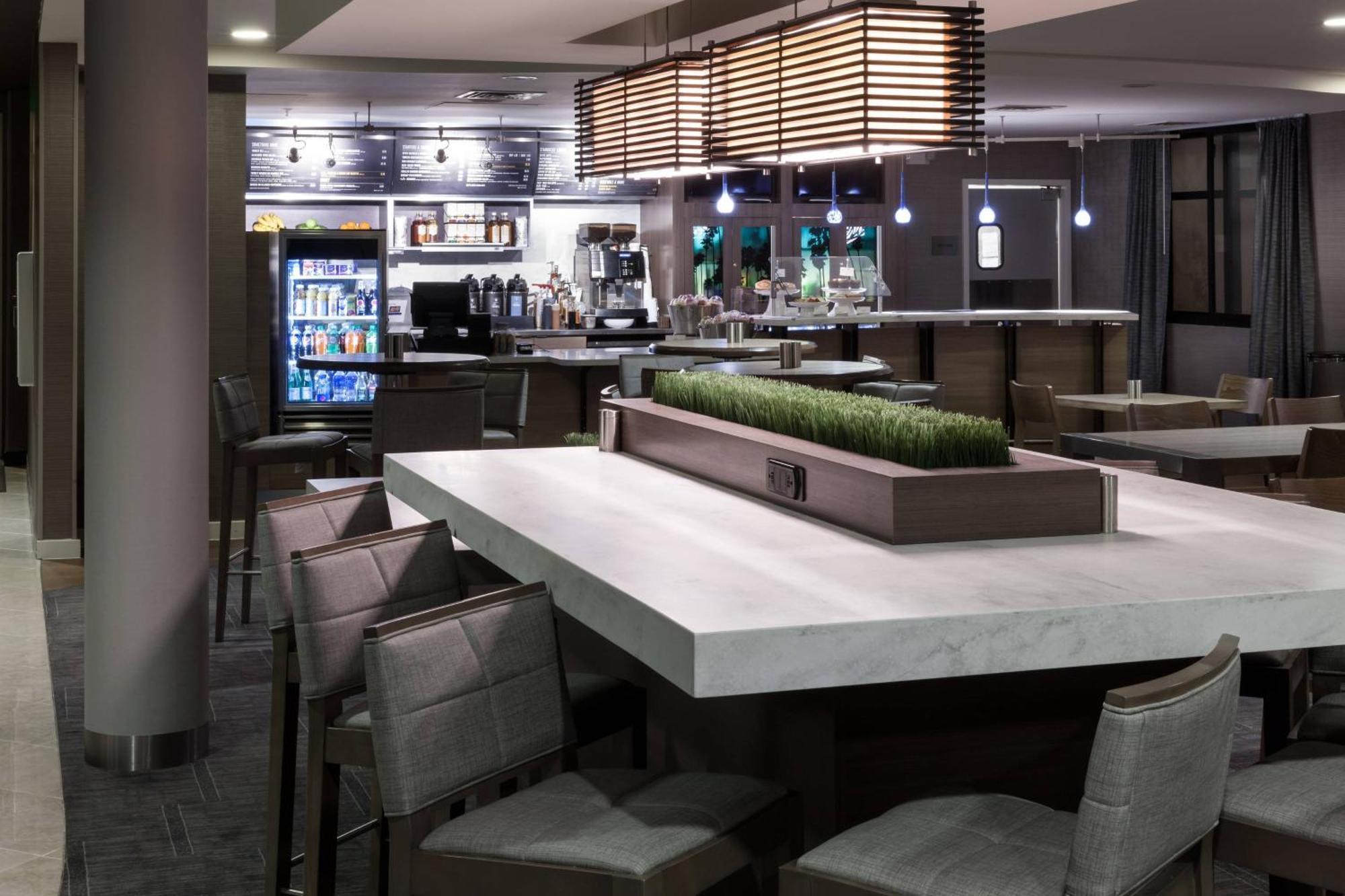 Courtyard By Marriott Santa Clarita Valencia Hotel Buitenkant foto